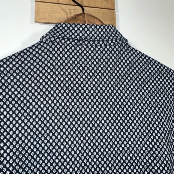 💙UNTUCKIT Men's Polo Golf Shirt - Geometric Design - Large (Slimmer Fit) NWOT - Picture 7 of 16
